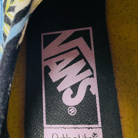 VANS•ORTHOLITE INSOLES• LEAF PATTERN•WOMENS SIZE 7.5 - Picture 5 of 7
